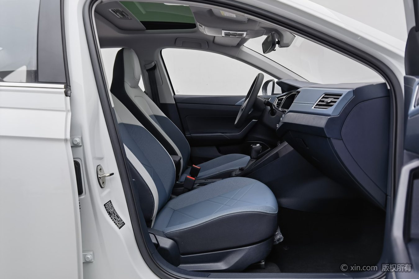 Volkswagen Lavida 2025 car image #24