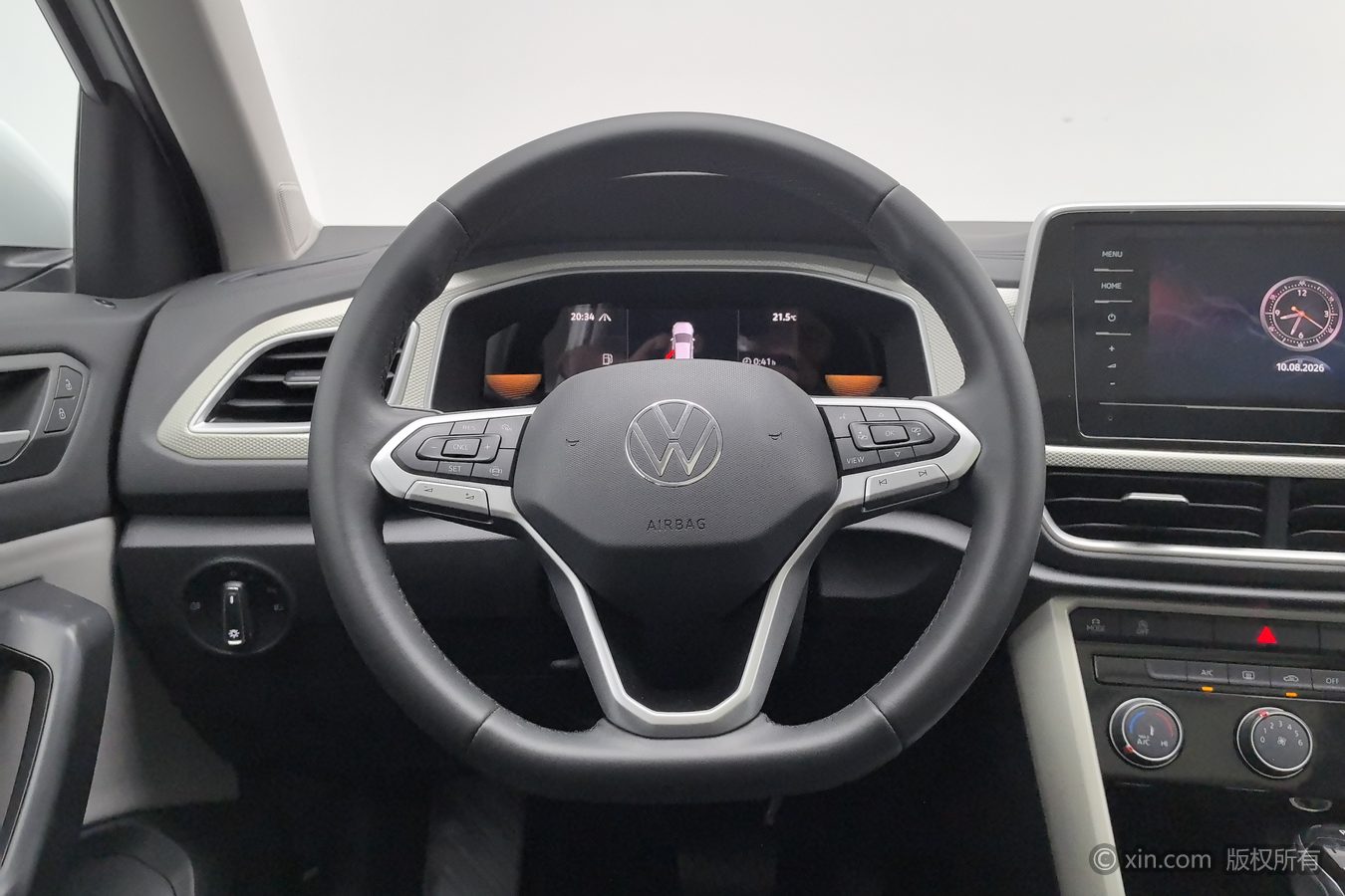 Volkswagen T-Roc 2025 car image #11