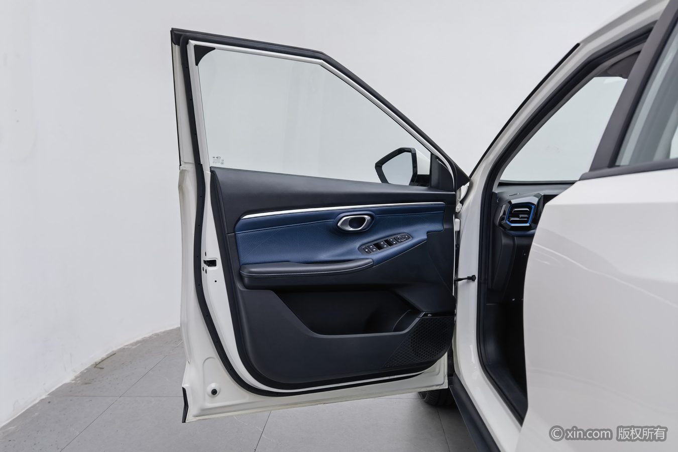 GAC Trumpchi GS3 2023 #8 GAC Trumpchi GS3 2023 car image #8