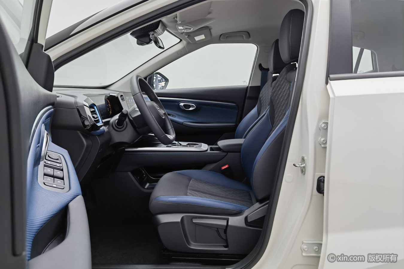 GAC Trumpchi GS3 2026 #10 GAC Trumpchi GS3 2026 car image #10