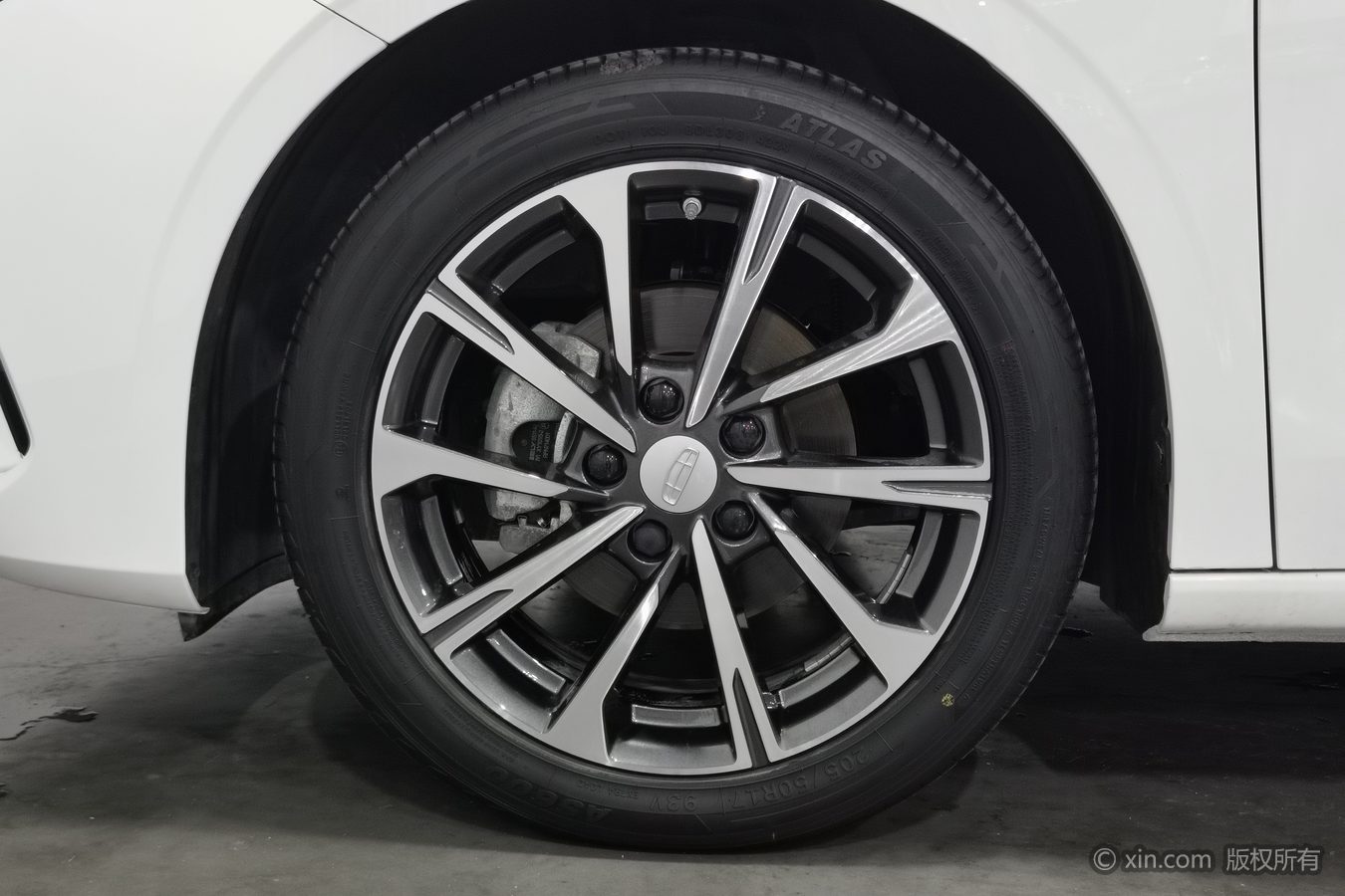 GEELY Emgrand 2025 #7 GEELY Emgrand 2025 изображение автомобиля #7