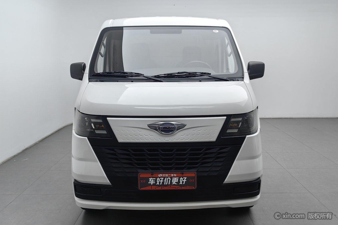 2025 car image #4