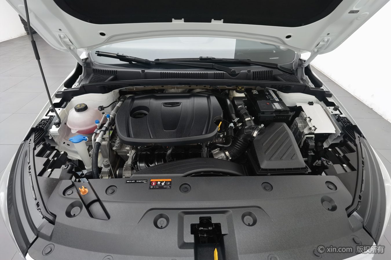 GEELY Emgrand 2025 #18 GEELY Emgrand 2025 car image #18