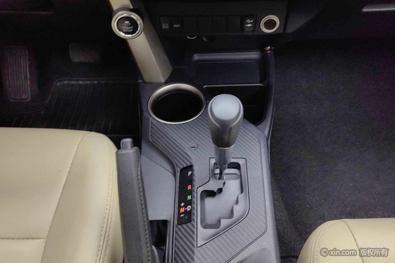 Toyota RAV4 2016 #14 Toyota RAV4 2016 image de voiture #14