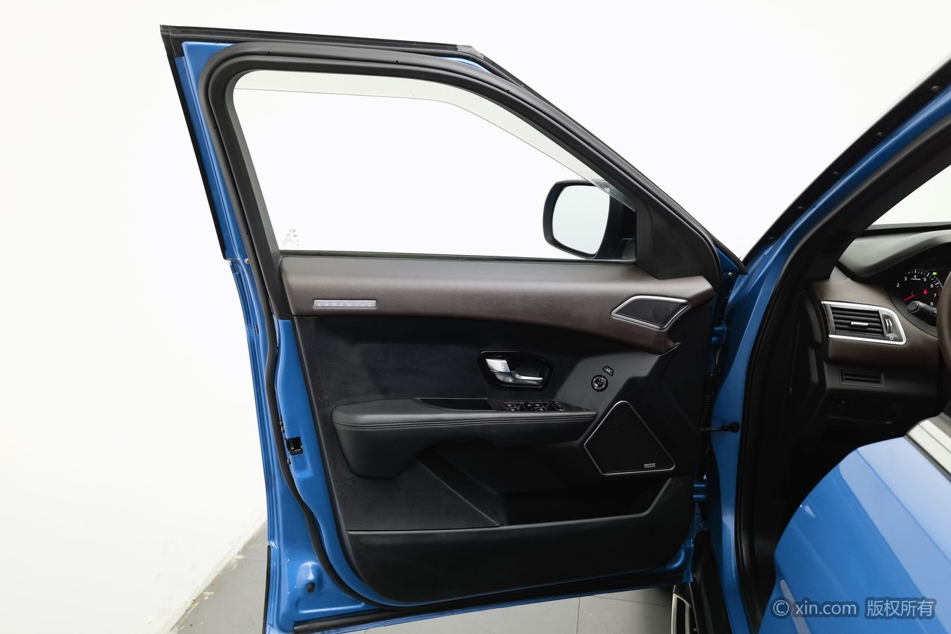 2016 immagine di auto #8