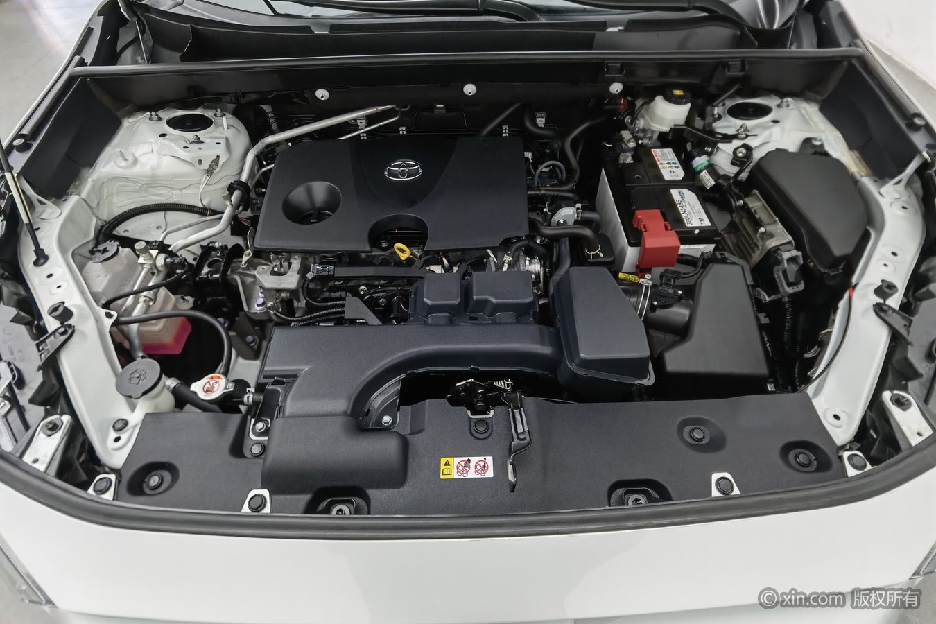 Toyota RAV4 2024 #18 Toyota RAV4 2024 صورة سيارة #18