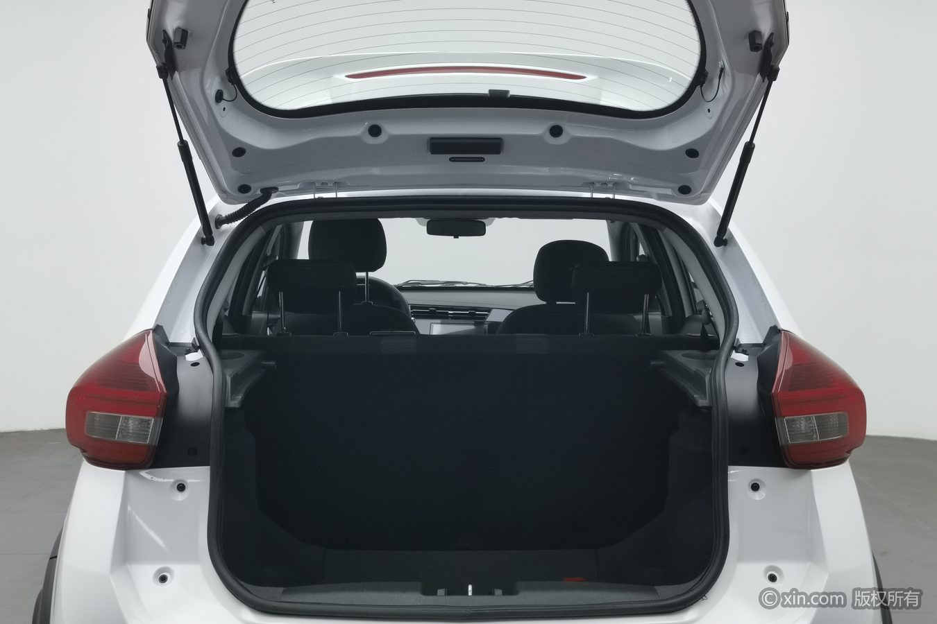 Chery Tiggo 3x 2024 #17 Chery Tiggo 3x 2024 car image #17