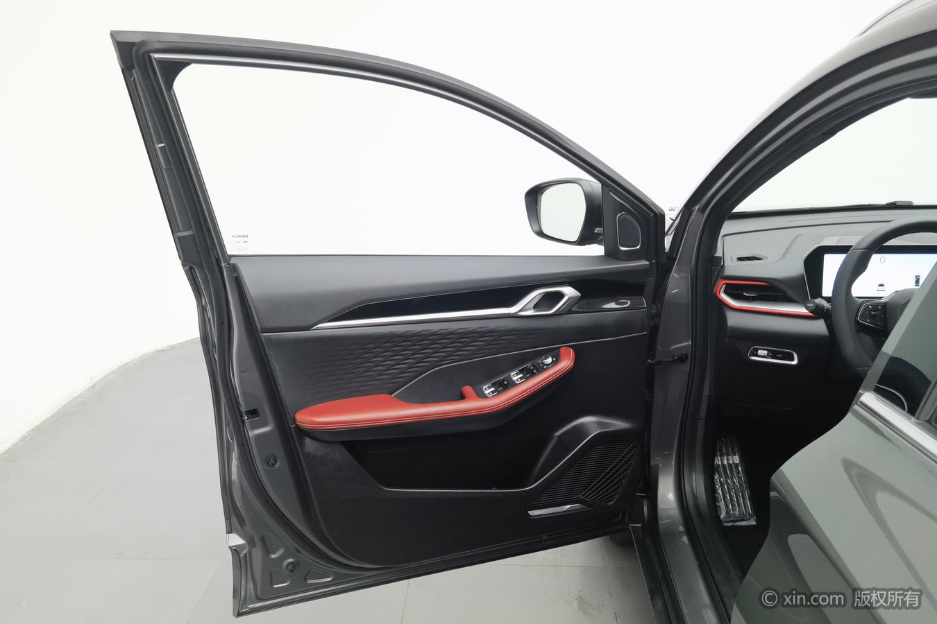 GEELY Coolray 2022 #8 GEELY Coolray 2022 صورة سيارة #8