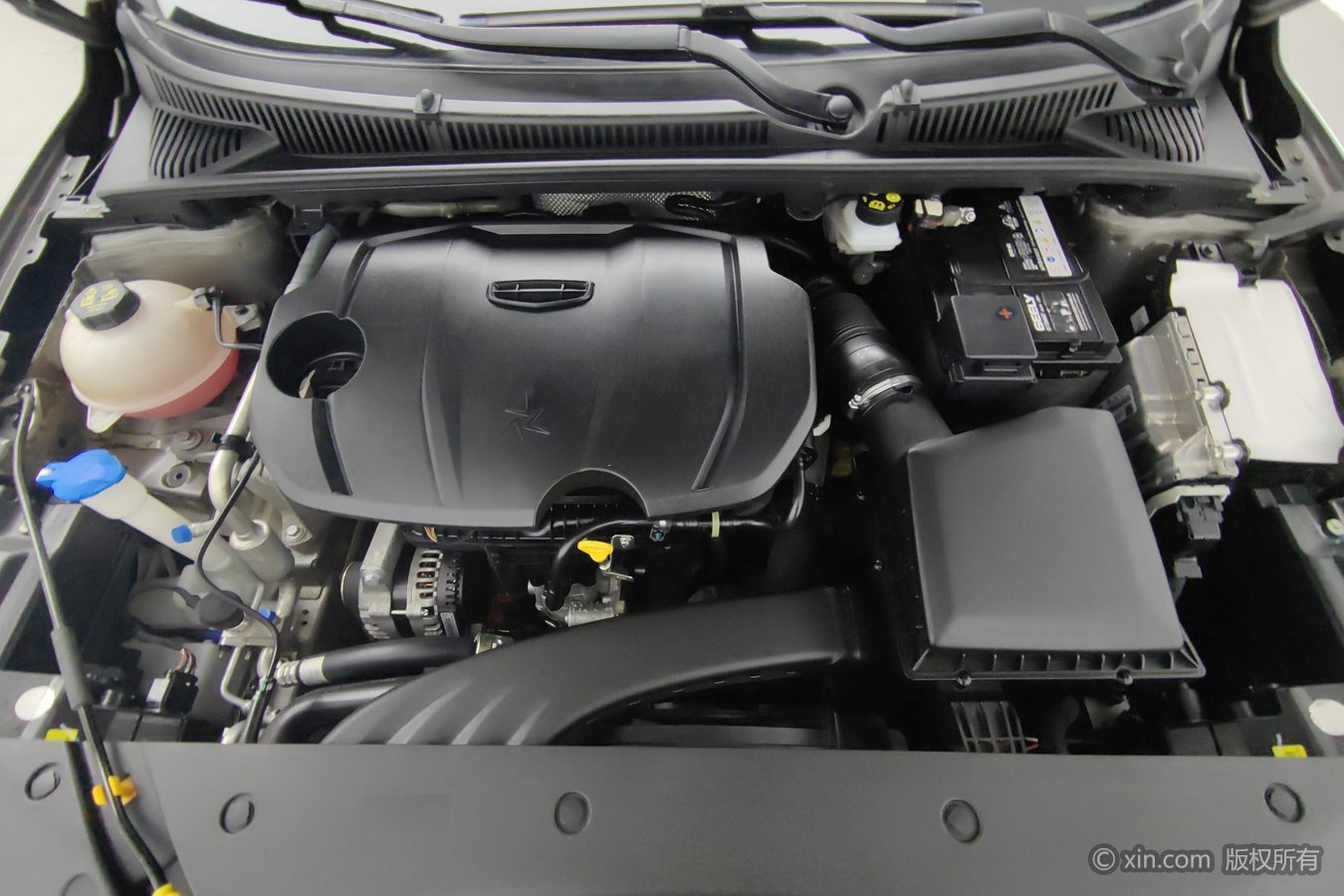 GEELY Binray 2024 car image #18