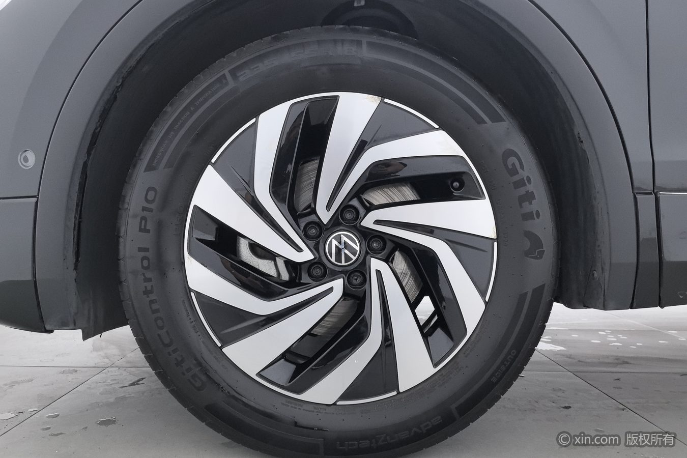 Volkswagen Tiguan L 2024 car image #7