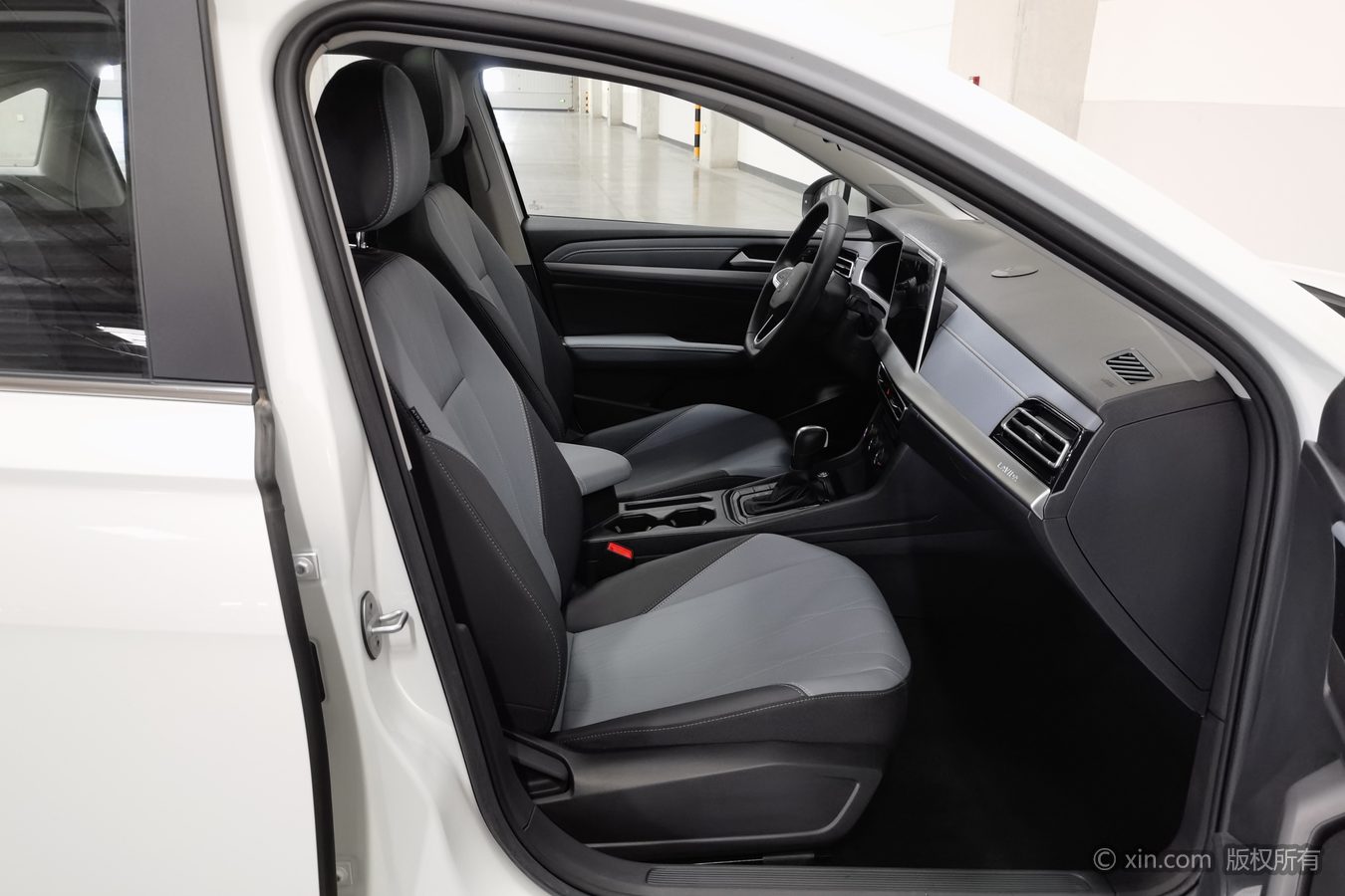 Volkswagen Lavida 2026 car image #24
