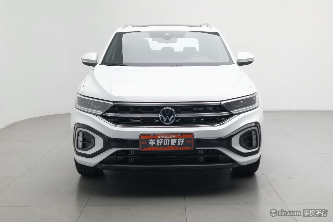 Volkswagen T-Roc 2023 car image #4