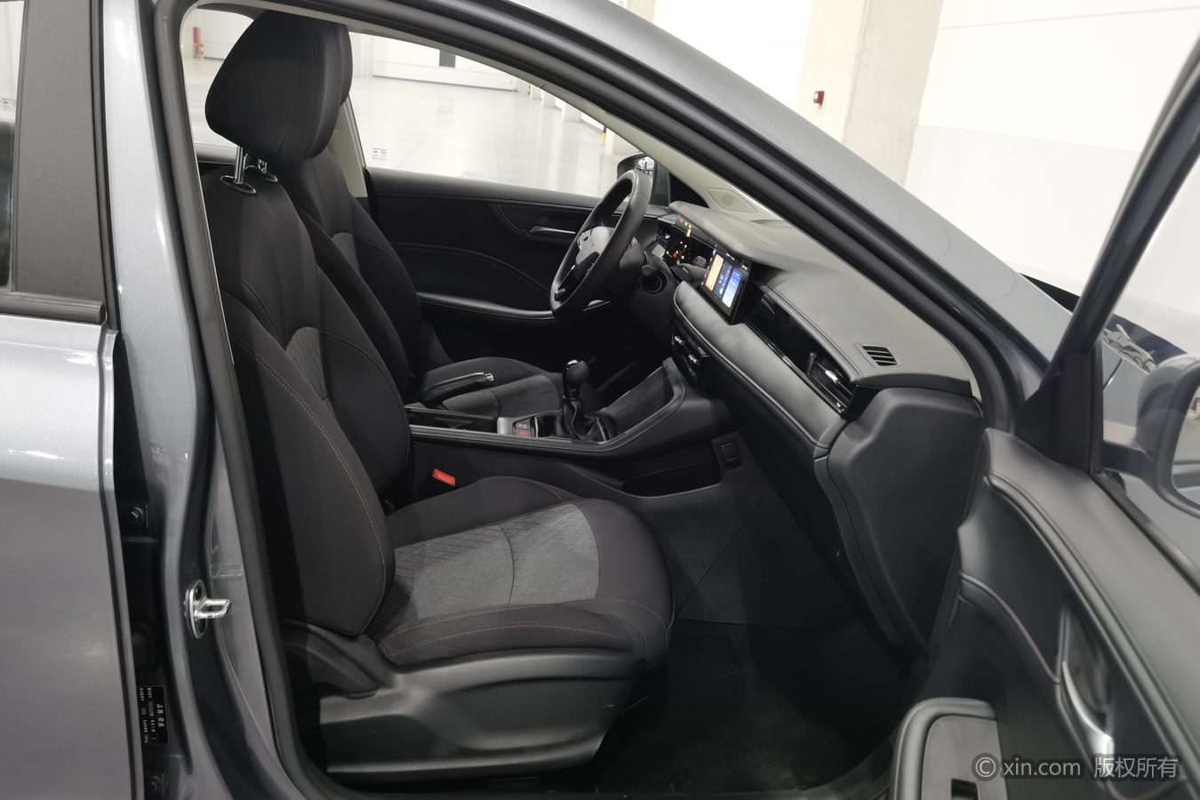Roewe i5 2023 #24 Roewe i5 2023 car image #24