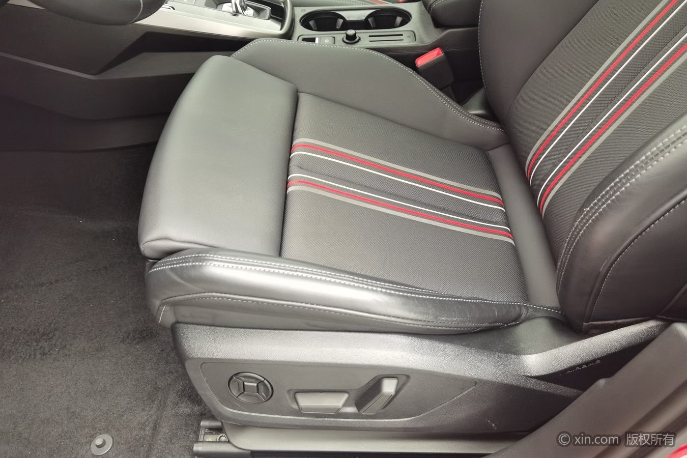 Audi A3 2023 car image #21