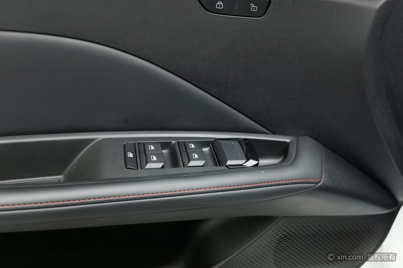 MG 5 2026 imagen de coche #9