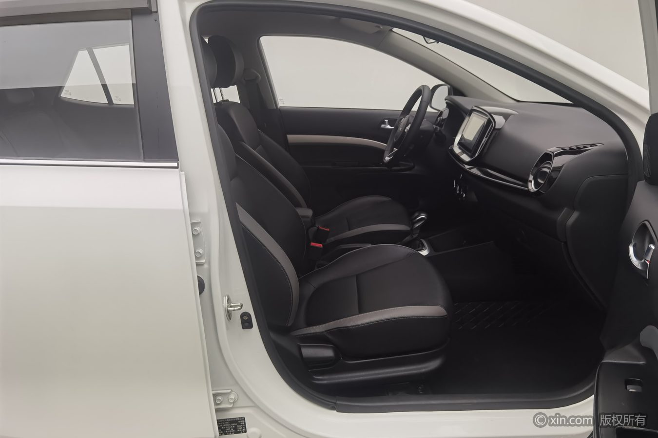 Kia KX1 2025 изображение автомобиля #24