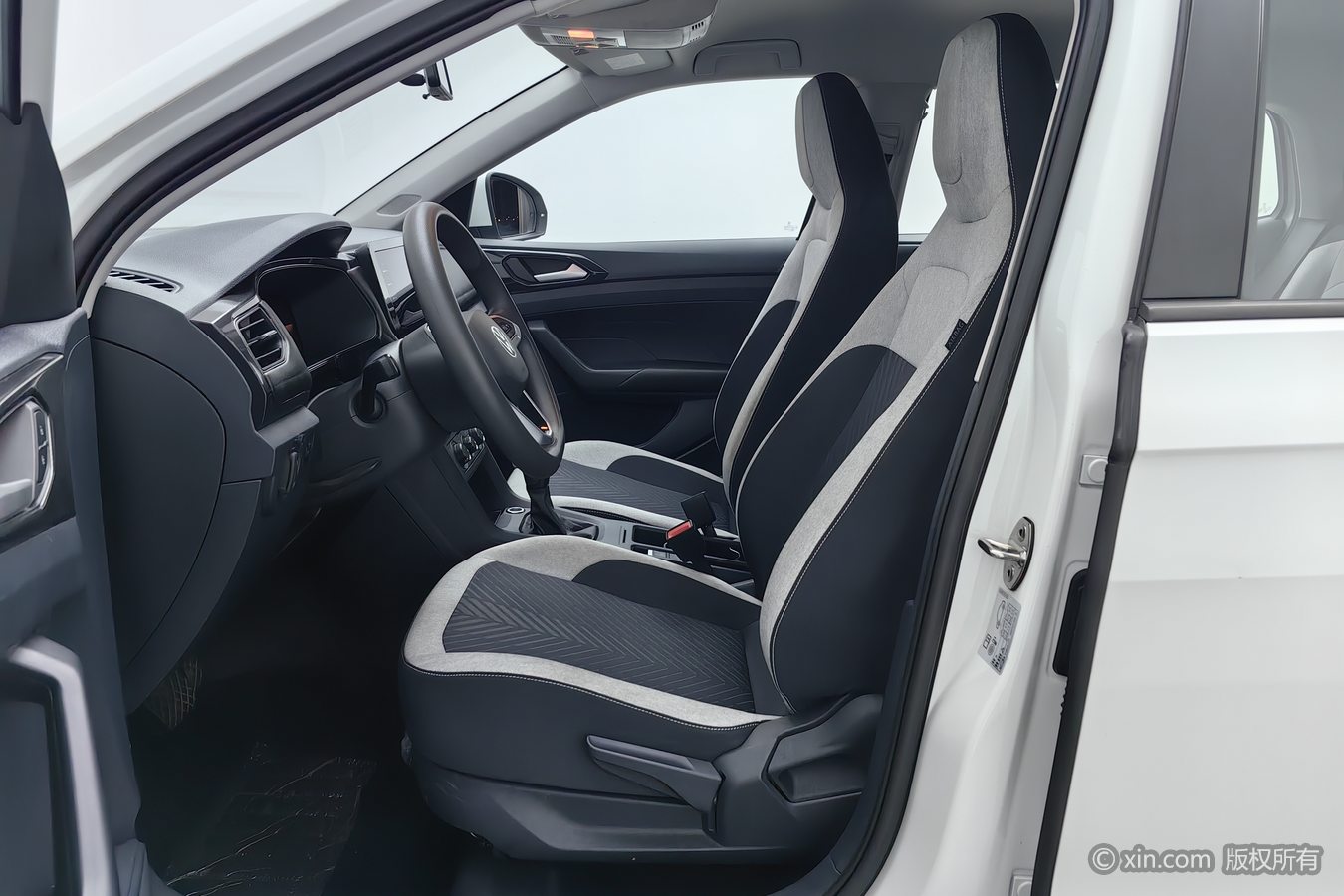Volkswagen Tharu 2025 #10 Volkswagen Tharu 2025 صورة سيارة #10