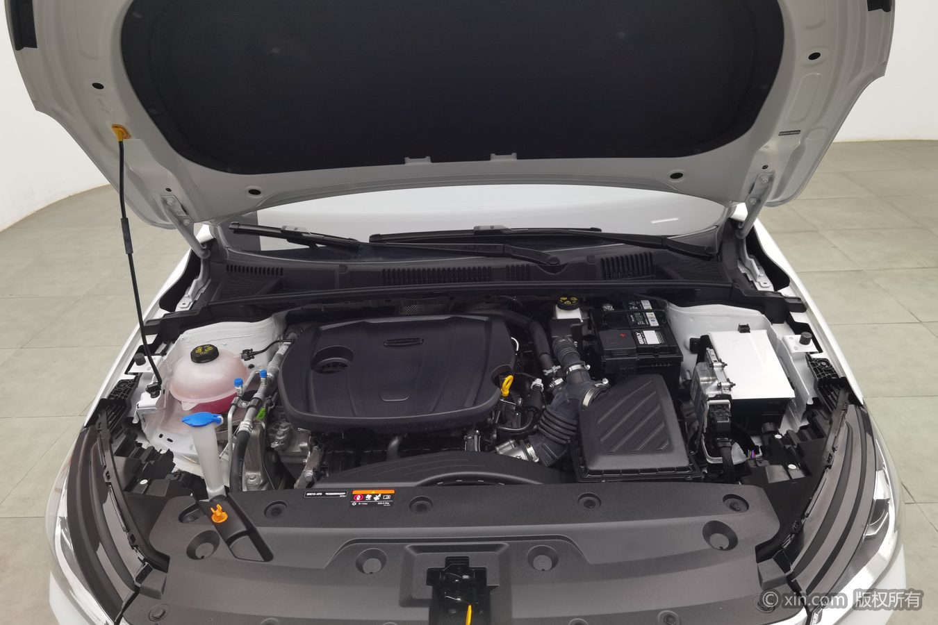 GEELY Emgrand 2025 car image #18