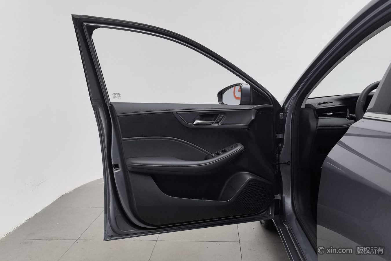 Roewe i5 2025 #8 Roewe i5 2025 car image #8