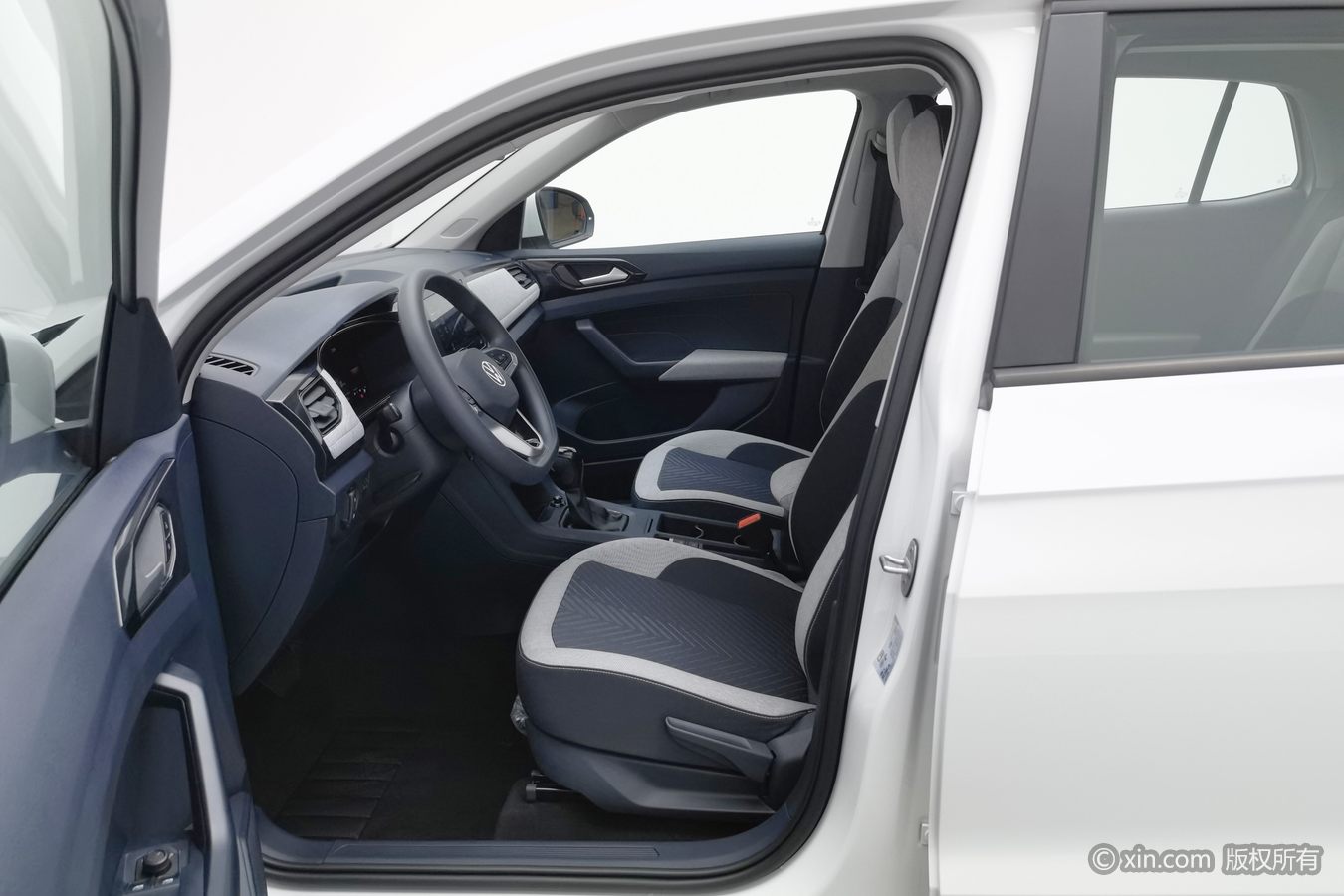 Volkswagen Tharu 2025 car image #10