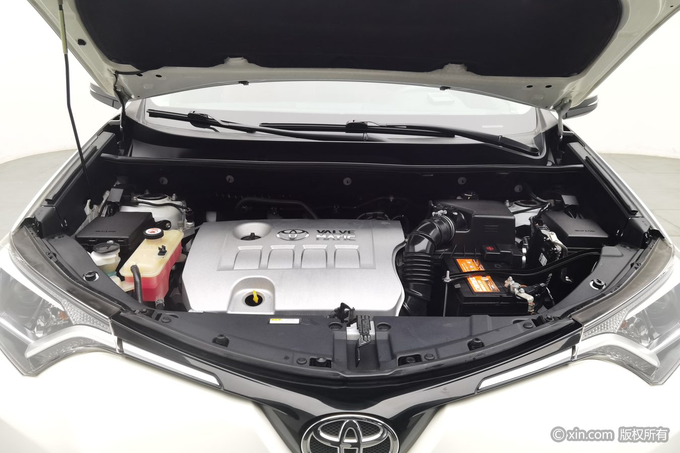 Toyota RAV4 2019 #18 Toyota RAV4 2019 car image #18
