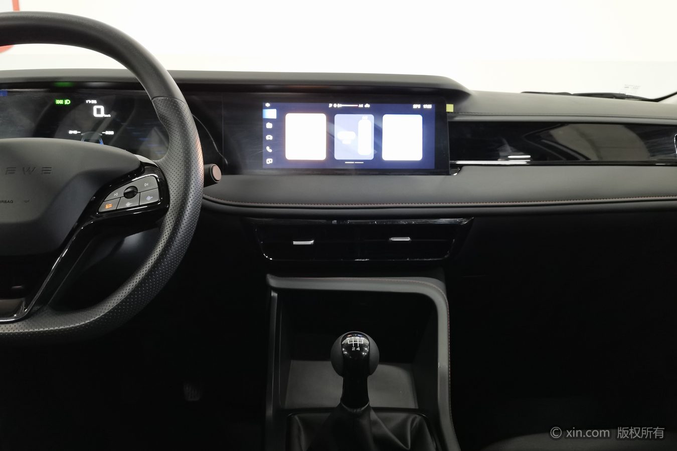 Roewe i5 2024 #13 Roewe i5 2024 immagine di auto #13