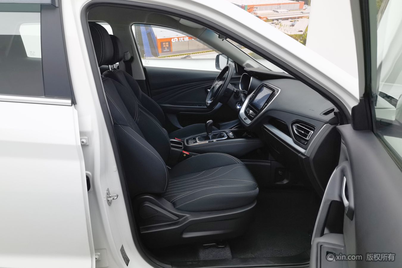 Jetour X70 2019 #24 Jetour X70 2019 car image #24