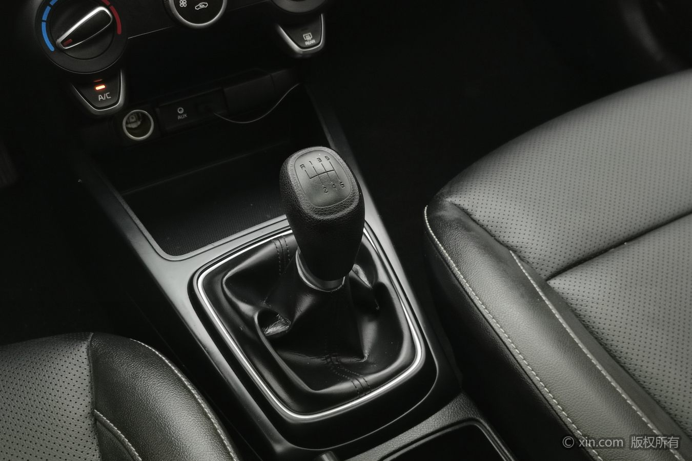 Kia K2 2018 #14 Kia K2 2018 car image #14
