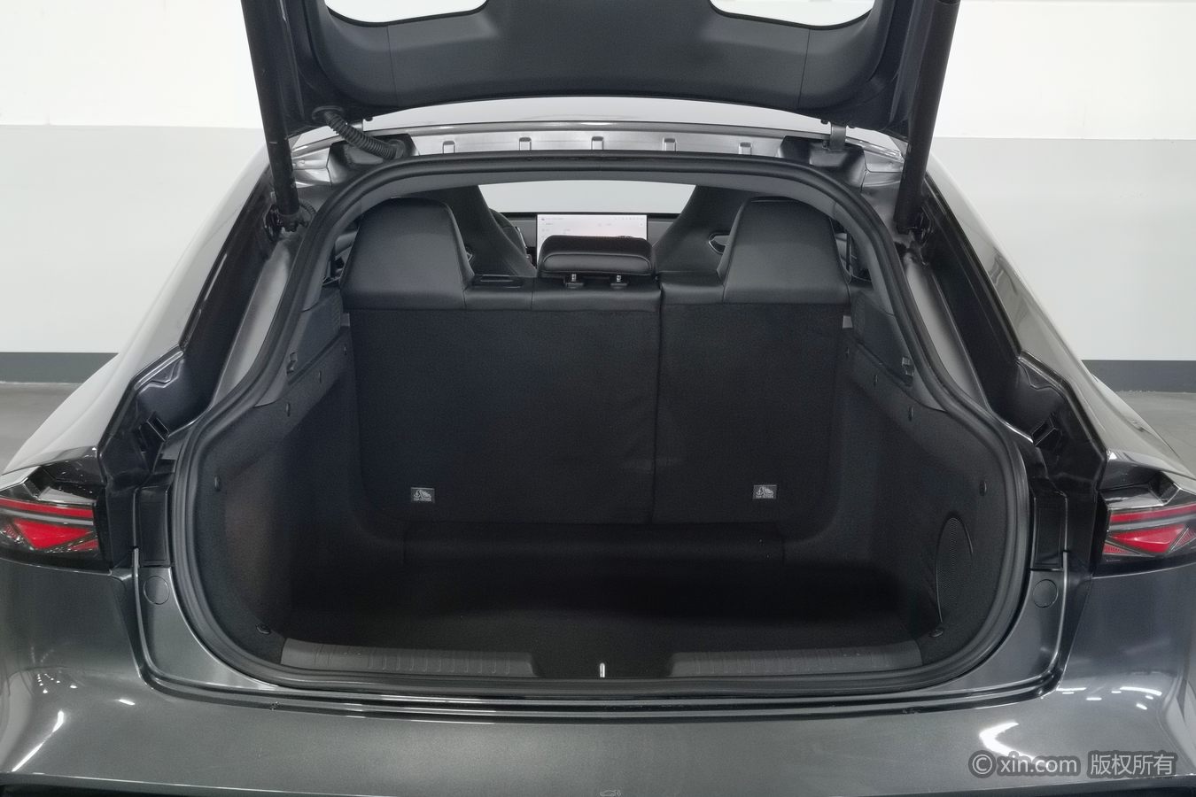 Changan UNI-V 2025 car image #17