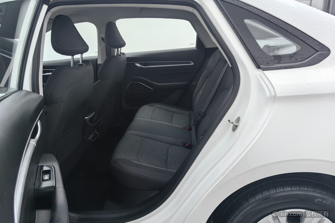 GEELY Emgrand 2023 car image #16
