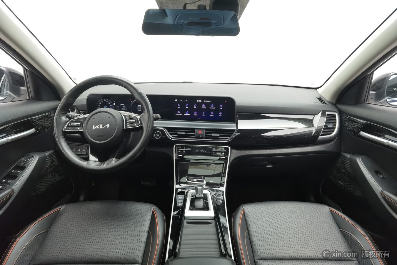 Kia Seltos 2023 car image #12