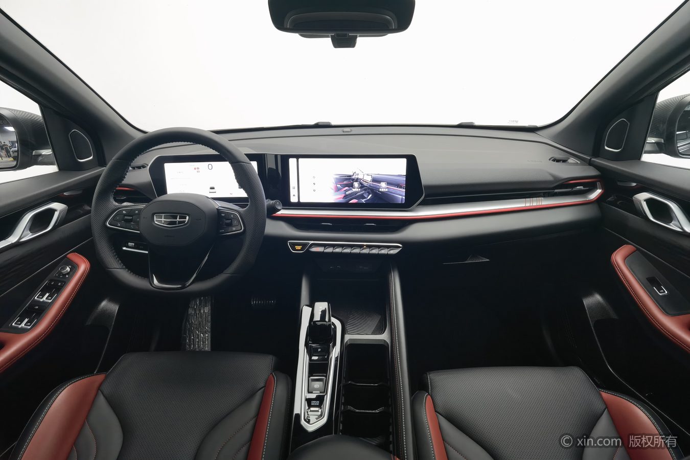 GEELY Coolray 2022 #12 GEELY Coolray 2022 صورة سيارة #12