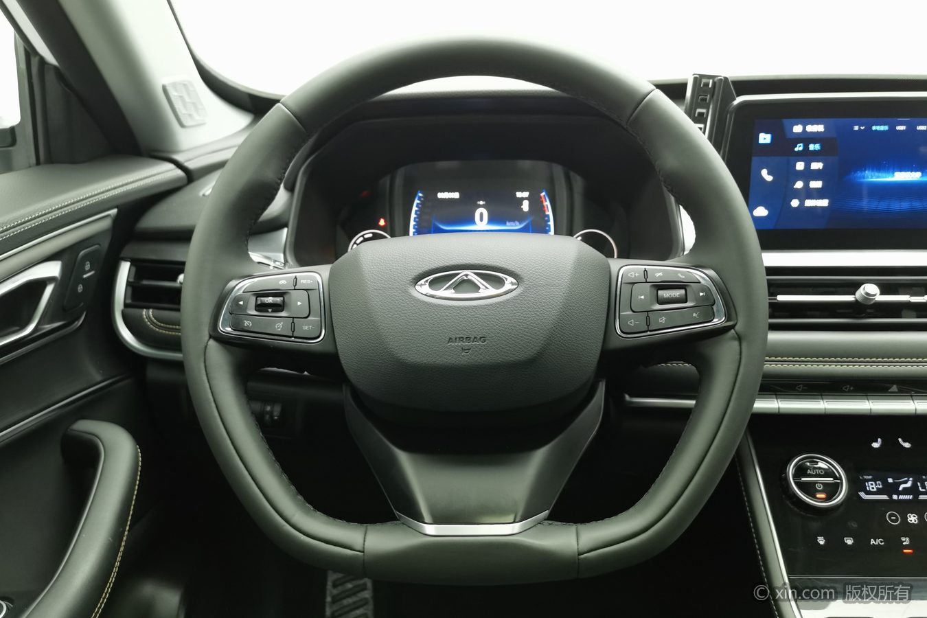 Chery Tiggo 8 2025 immagine di auto #11