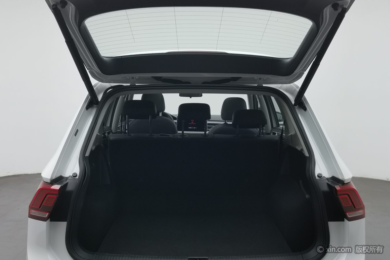 Volkswagen Tiguan L 2024 #17 Volkswagen Tiguan L 2024 car image #17