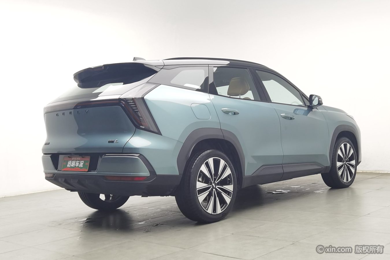 GEELY Boyue L 2025 car image #3