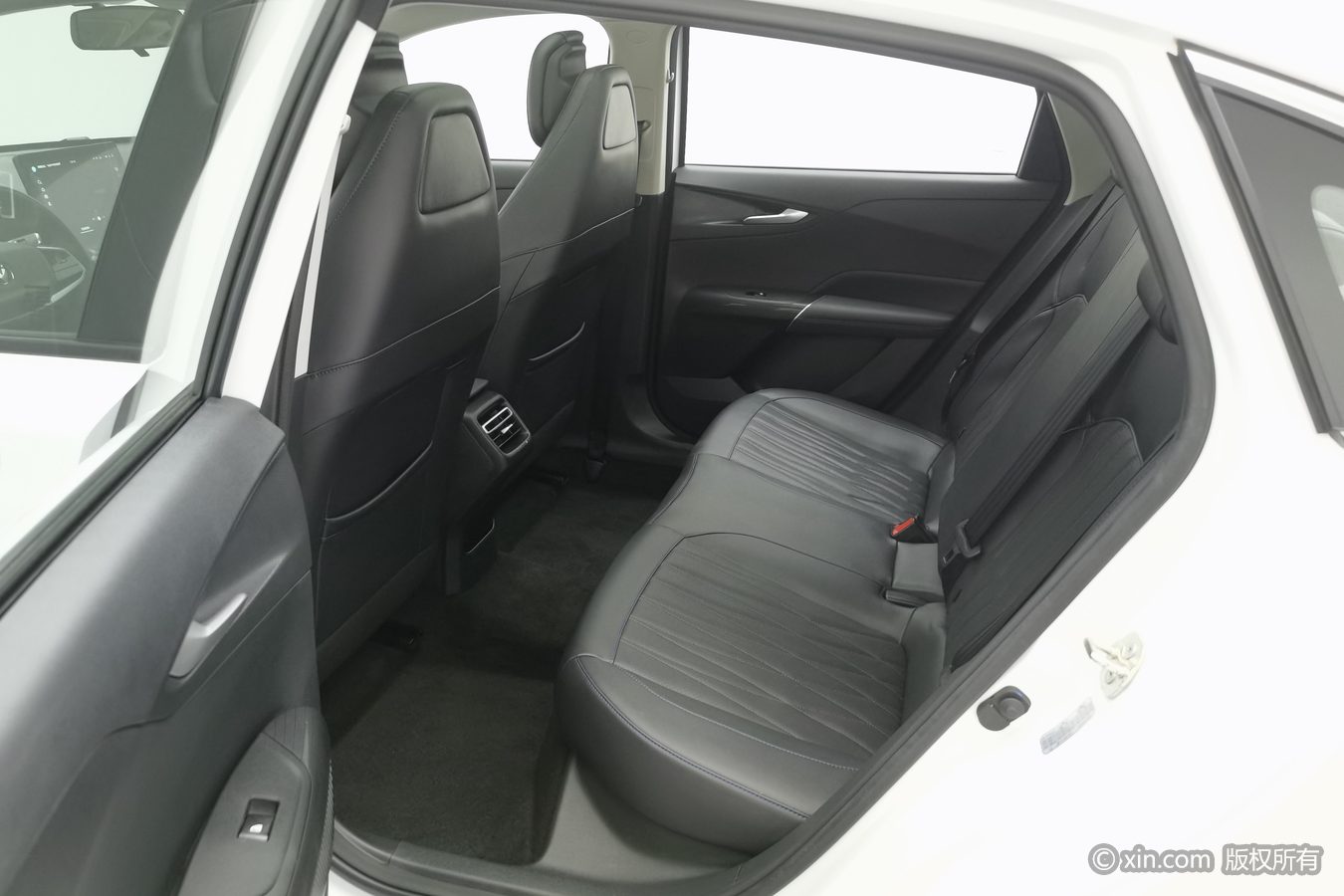 Changan Lamore 2023 #16 Changan Lamore 2023 car image #16