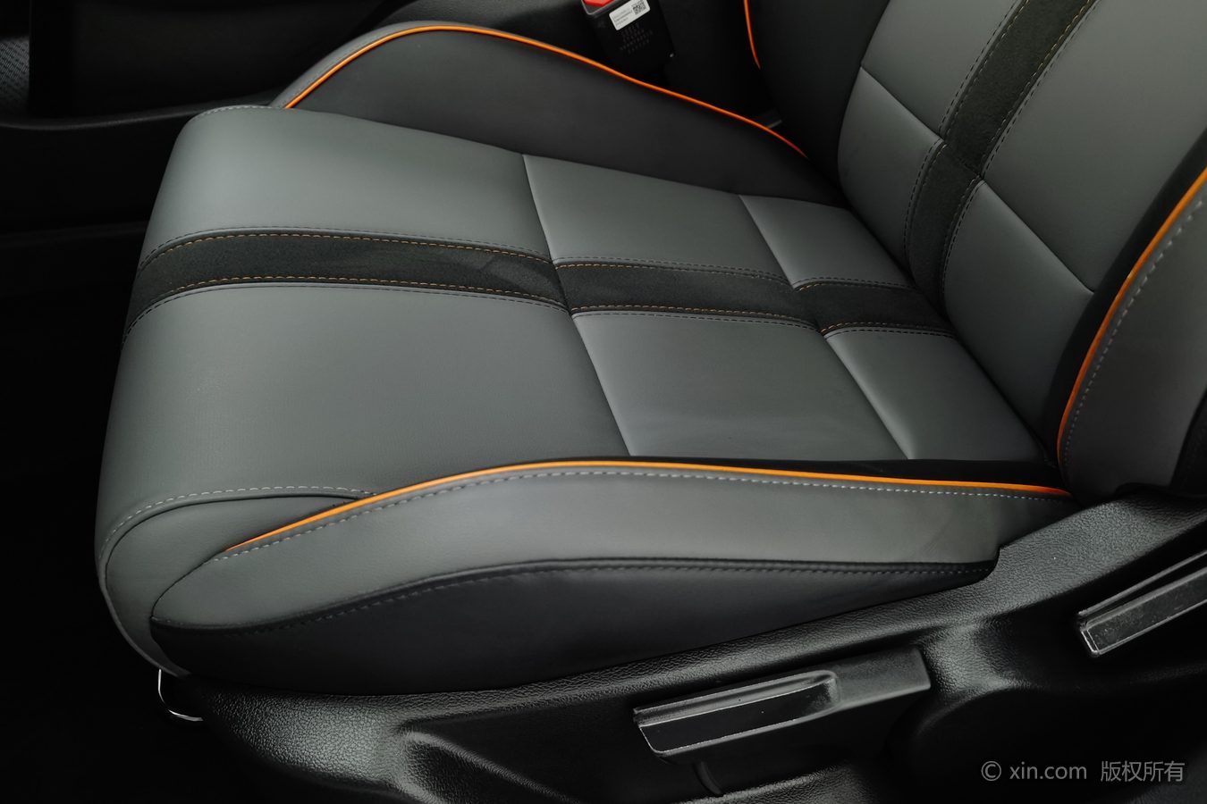 GEELY Coolray 2024 #21 GEELY Coolray 2024 car image #21