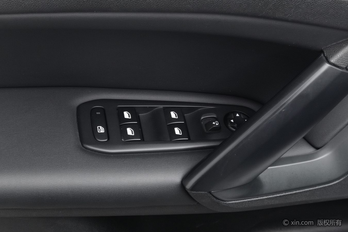Peugeot 408 2024 immagine di auto #9
