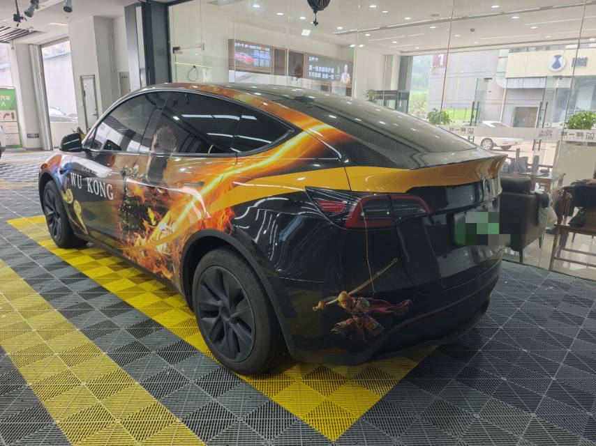 Tesla Model Y 2024 #10 Tesla Model Y 2024 car image #10