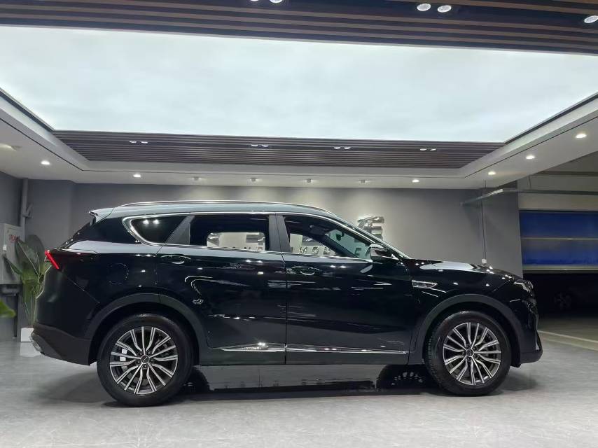 Jetour X70 PLUS 2024 car image #9