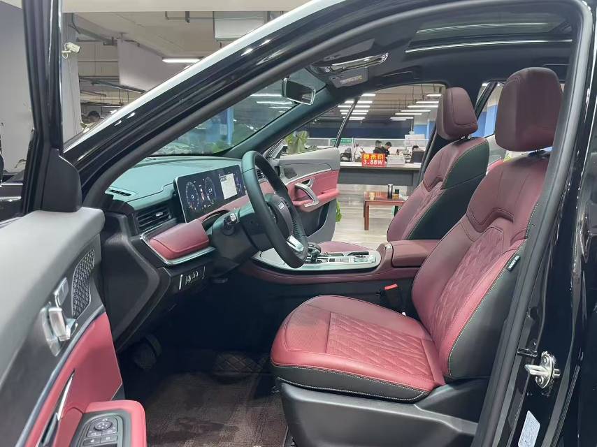 Jetour X70 PLUS 2024 car image #5