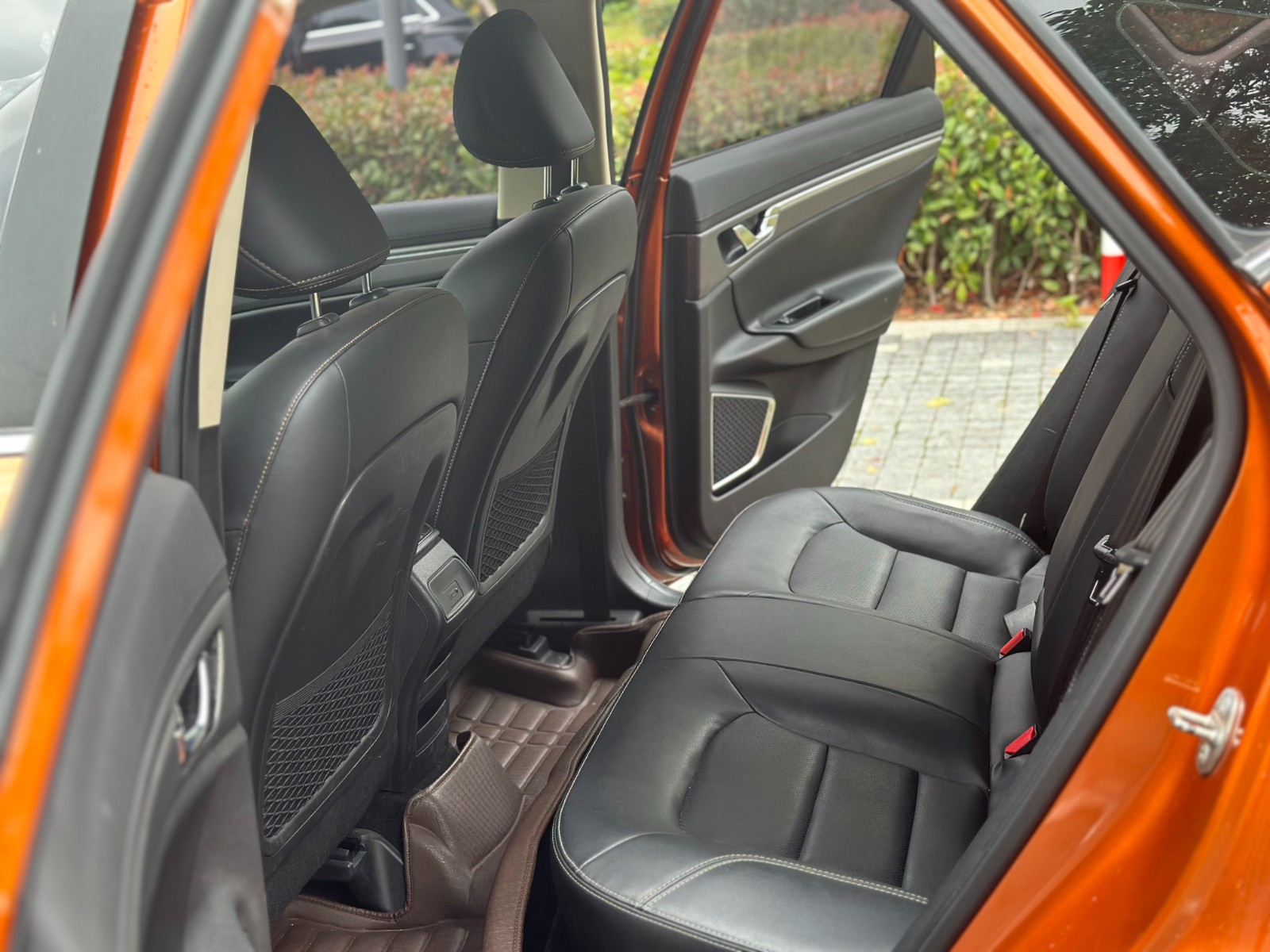 GEELY Emgrand GS 2016 car image #7