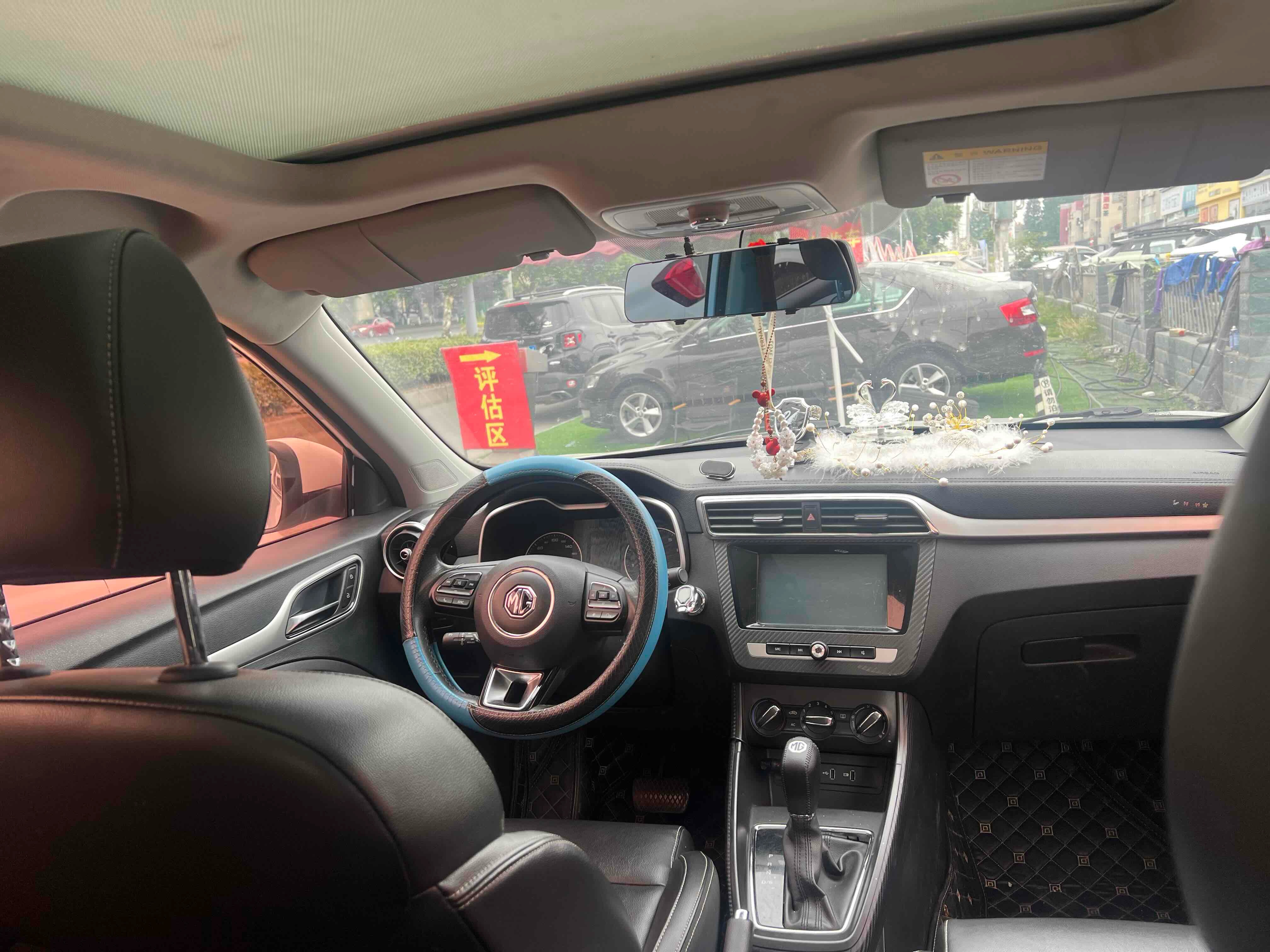 MG ZS 2017 car image #6