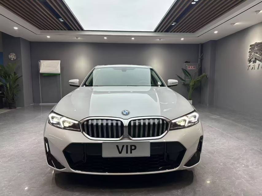 BMW 3 Series 2023 car image #4