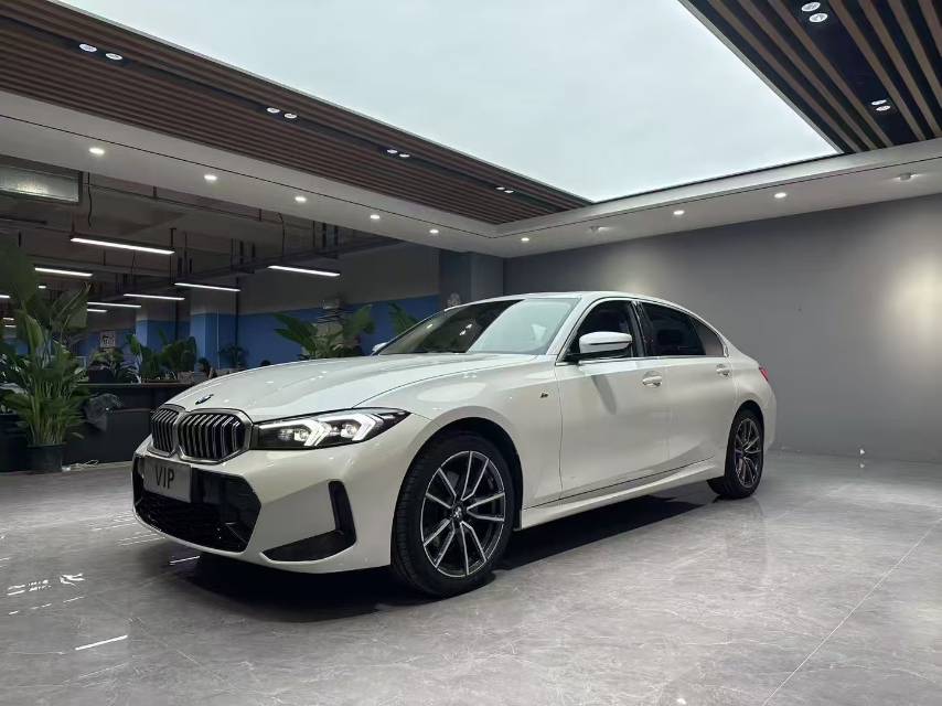 BMW 3 Series 2023 car image #2