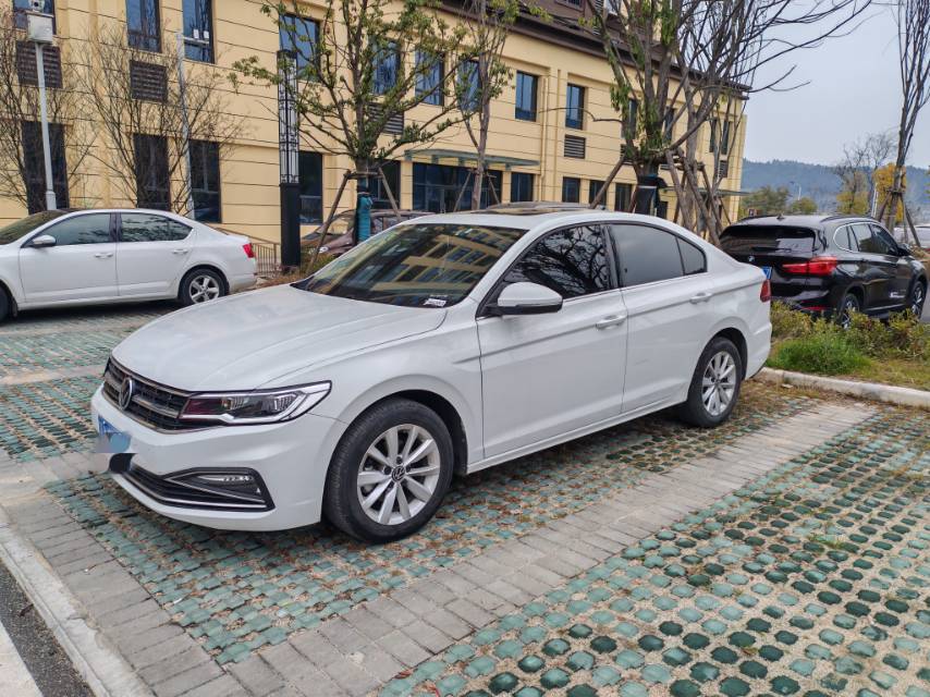 Volkswagen Bora 2021 car image #2