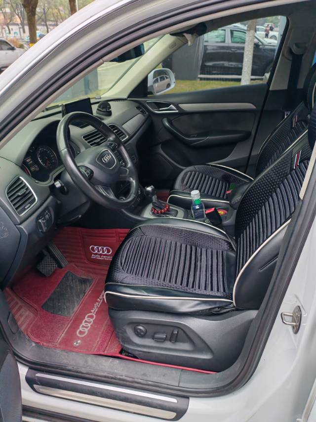 Audi Q3 2013 #6 Audi Q3 2013 car image #6