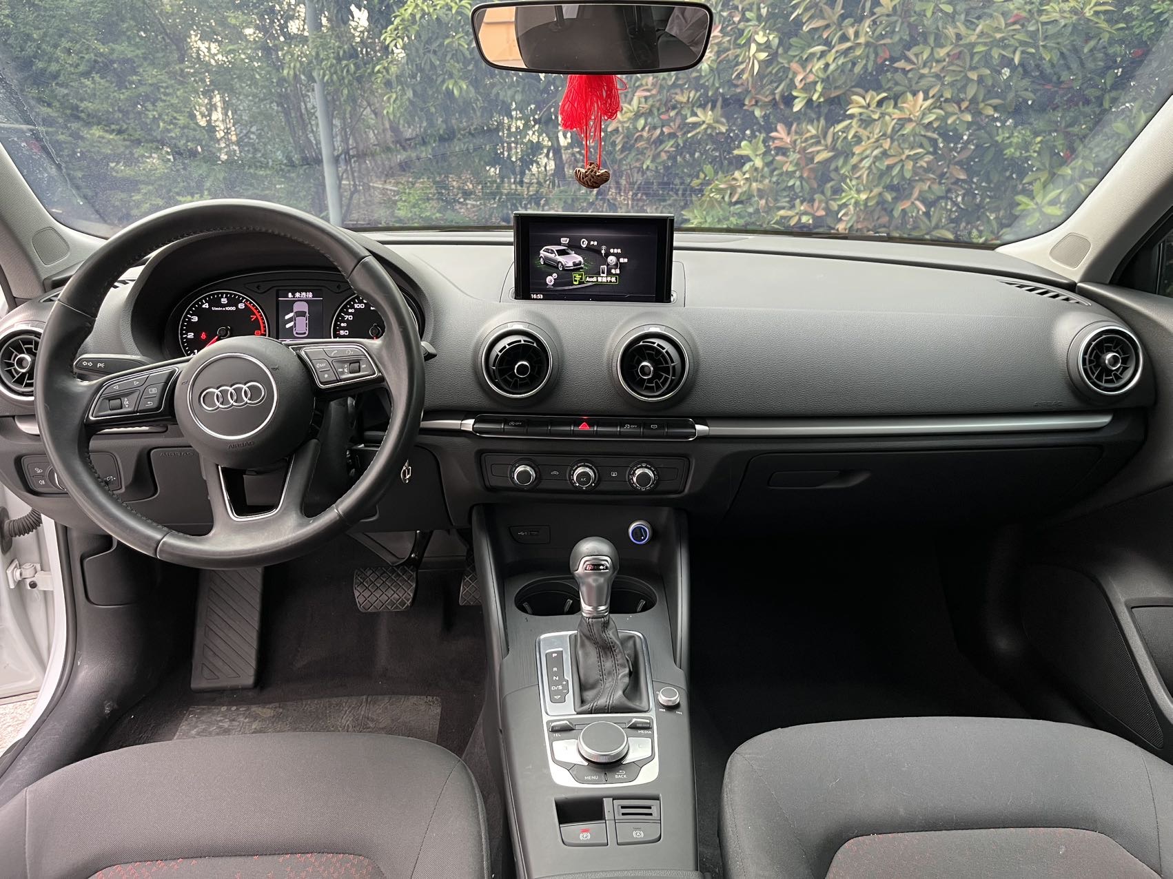 Audi A3 2017 car image #7