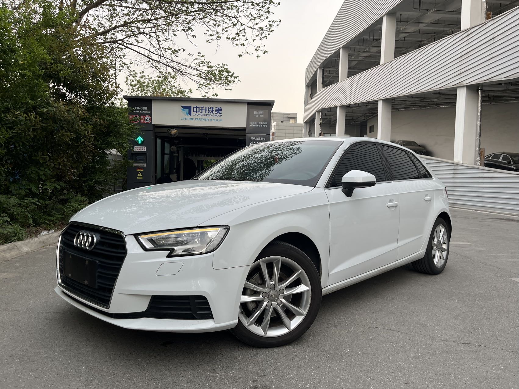 Audi A3 2017 car image #2
