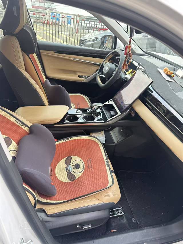 GEELY Boyue L 2024 car image #4